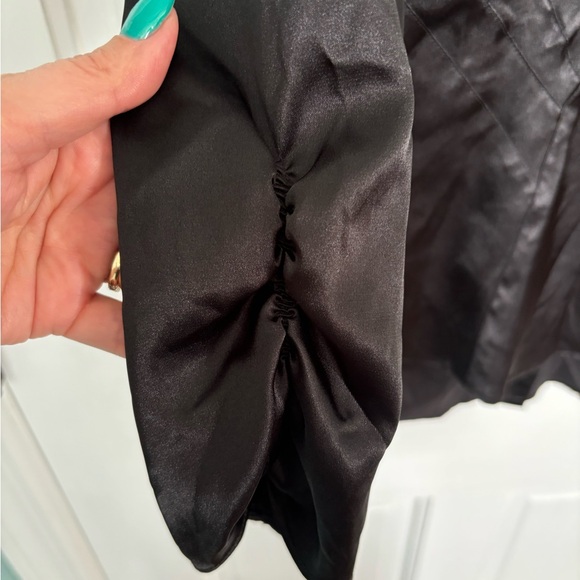 EUC Silky Snap Button Shirt - Picture 4 of 8